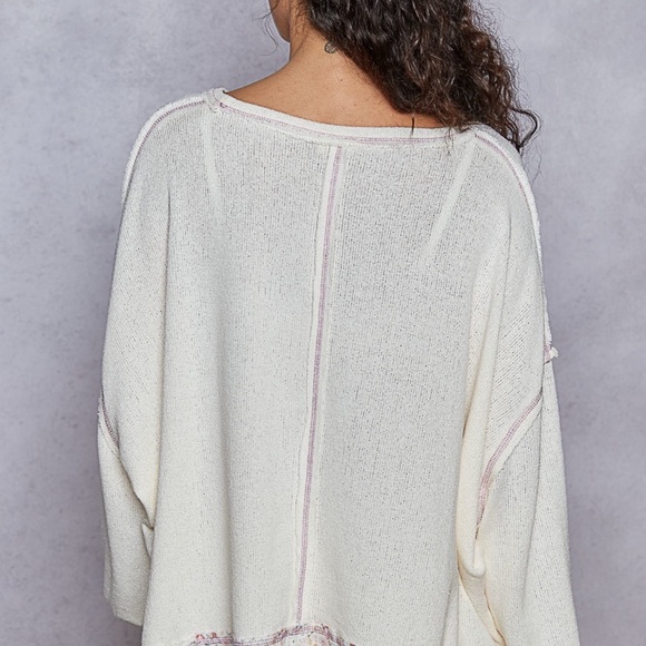 New POL Clothing Women's Oversized Floral Love Patchwork Long Sleeve Knit Top - Picture 5 of 10